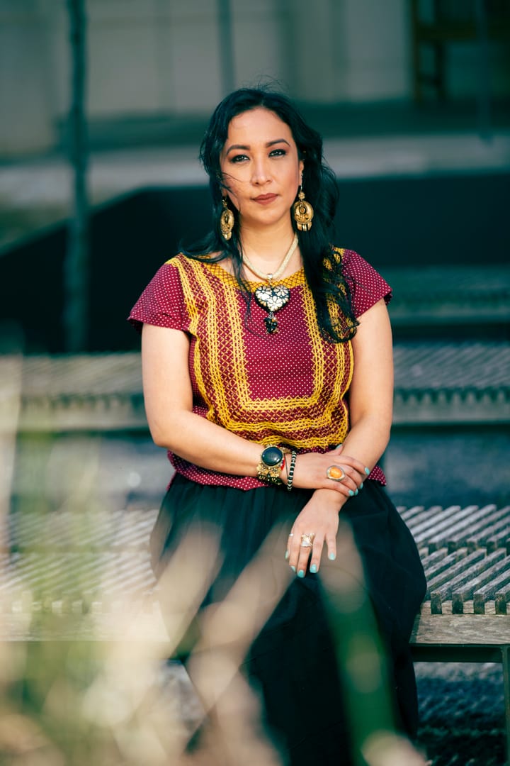 the workers with Magaly Licolli.